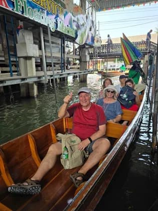 Travellers enjoying a Thailand experience